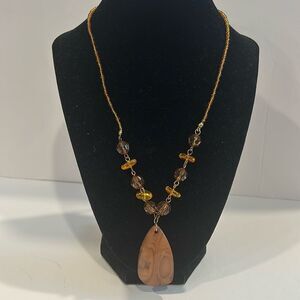 NWOT Joan Rivers Gold Marble Necklace